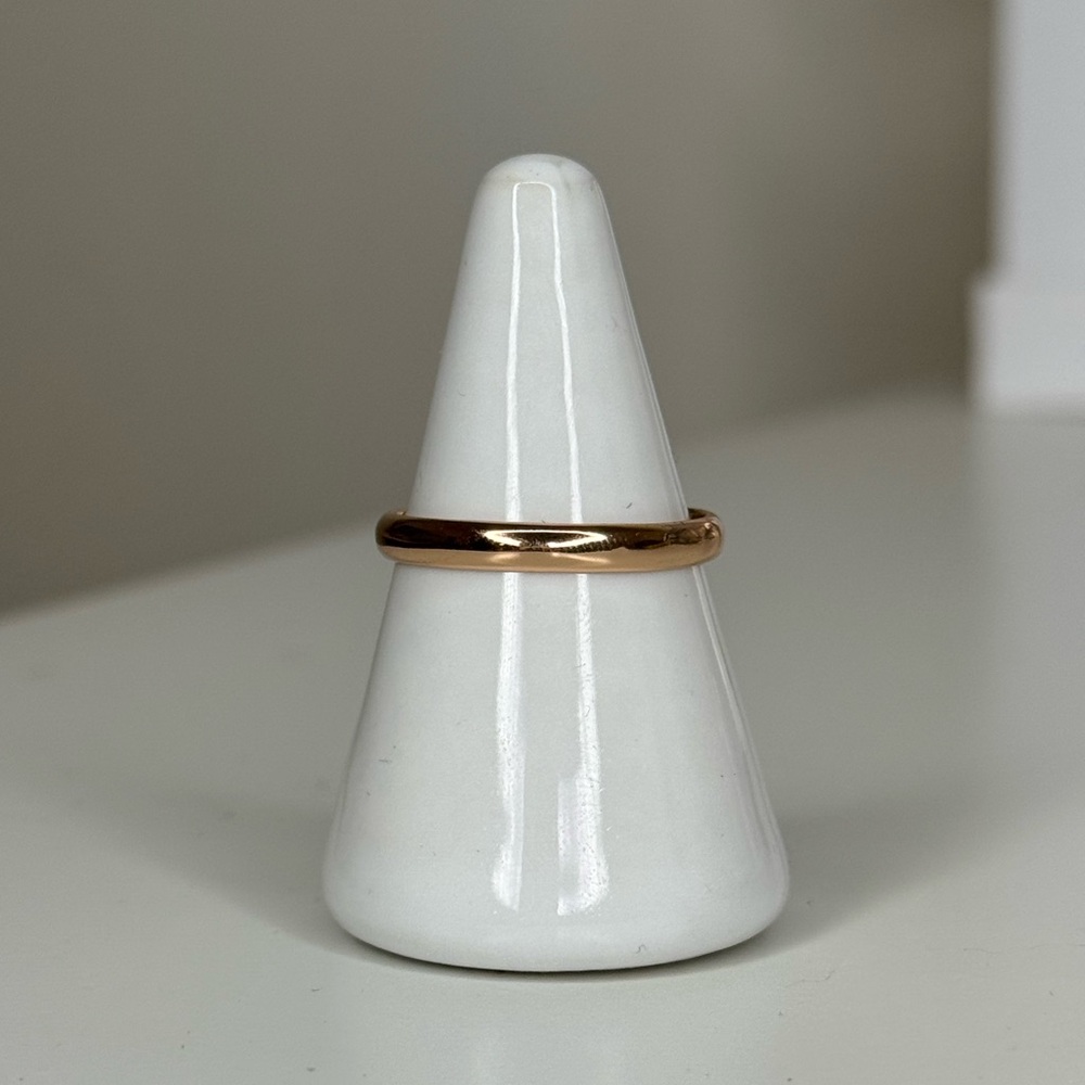Gold-Tone Band Ring - Size 10